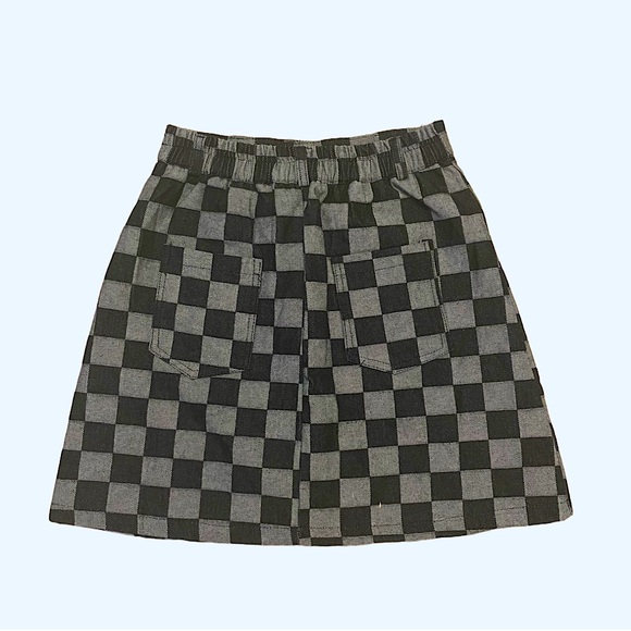 Grey and Black Plaid Checkered Mini Skirt - Picture 2 of 4